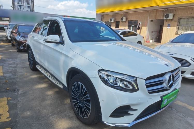 Used Mercedes-Benz GLC 2019 GLC 260 L 4MATIC Dynamic Model Front Right 45 Deg