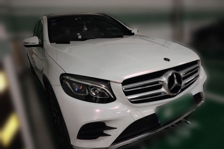 Used Mercedes-Benz GLC 2019 GLC 260 L 4MATIC Dynamic Model Front Right 45 Deg