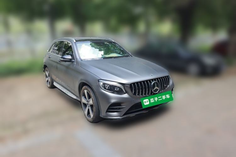 Used Mercedes-Benz GLC 2019 GLC 300 L 4MATIC Dynamic Model Front Right 45 Deg