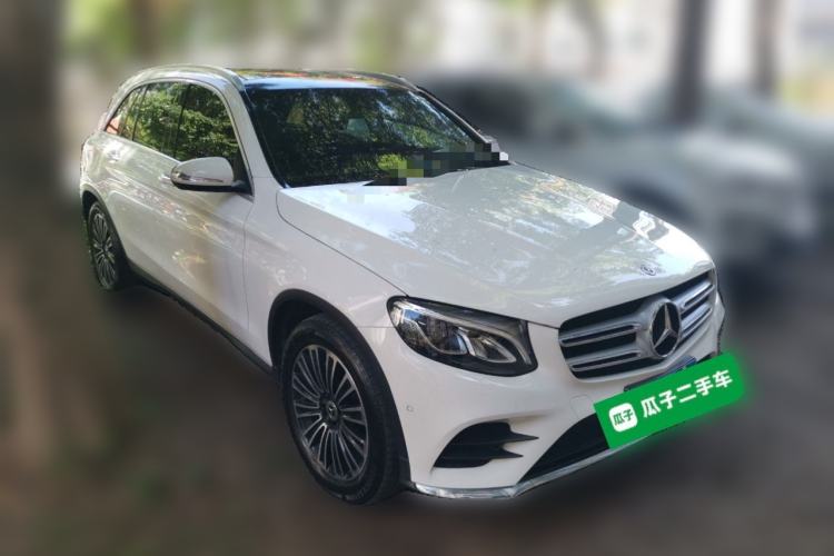 Used Mercedes-Benz GLC 2019 GLC 260 L 4MATIC Dynamic Model Front Right 45 Deg