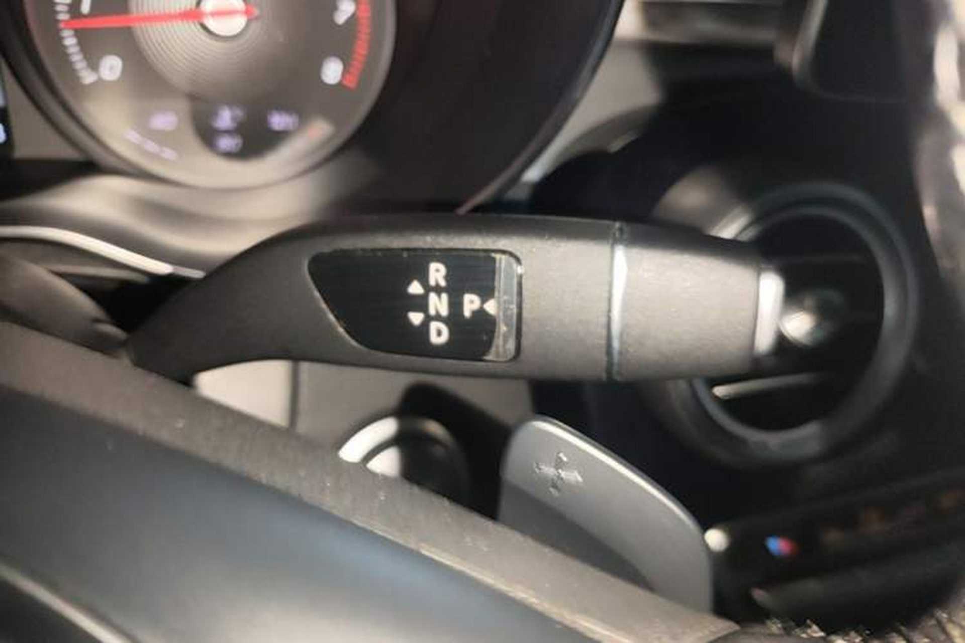 Used Mercedes-Benz GLC 2019 GLC 200 L 4MATIC Gear Lever