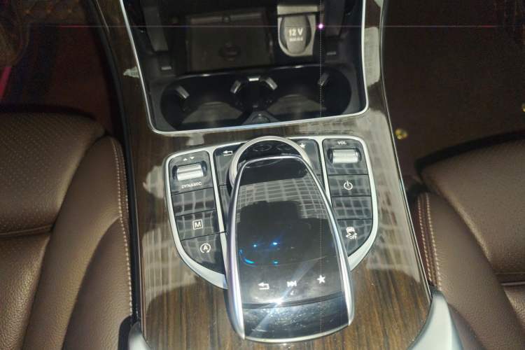 Used Mercedes-Benz GLC 2019 GLC 260 L 4MATIC Luxury Model Gear Lever