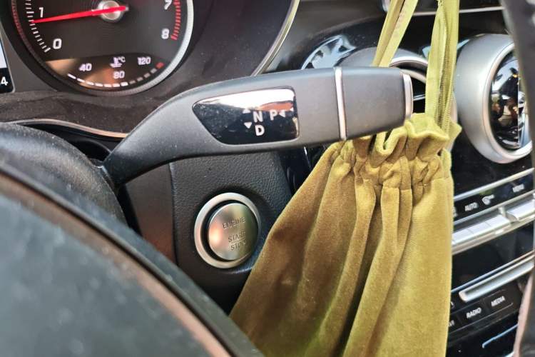 Used Mercedes-Benz GLC 2019 GLC 200 L 4MATIC Gear Lever