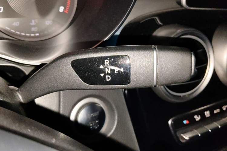 Used Mercedes-Benz GLC 2019 GLC 200 L 4MATIC Gear Lever