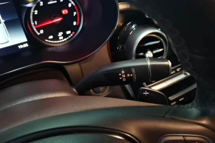 Used Mercedes-Benz GLC 2019 GLC 200 L 4MATIC Gear Lever