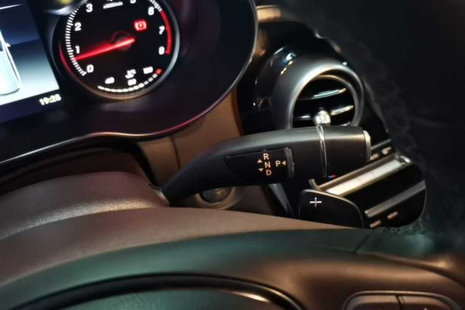 Used Mercedes-Benz GLC 2019 GLC 200 L 4MATIC Gear Lever