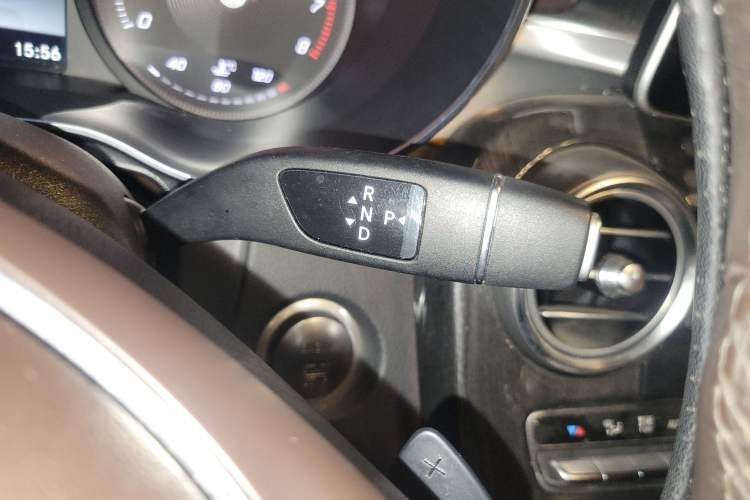 Used Mercedes-Benz GLC 2019 GLC 200 L 4MATIC Gear Lever