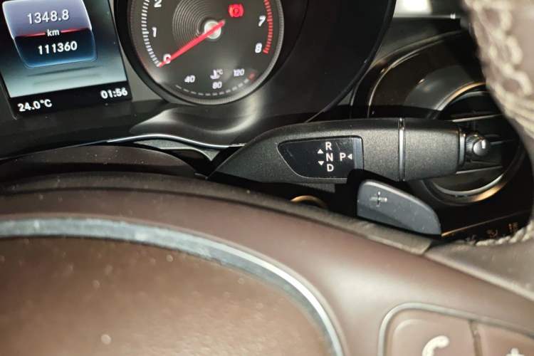 Used Mercedes-Benz GLC 2019 GLC 260 4MATIC Luxury Model Gear Lever