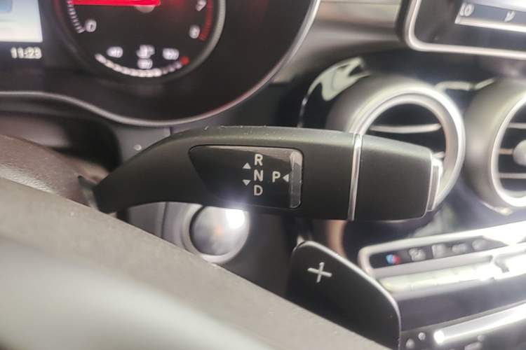 Used Mercedes-Benz GLC 2019 GLC 200 L 4MATIC Gear Lever