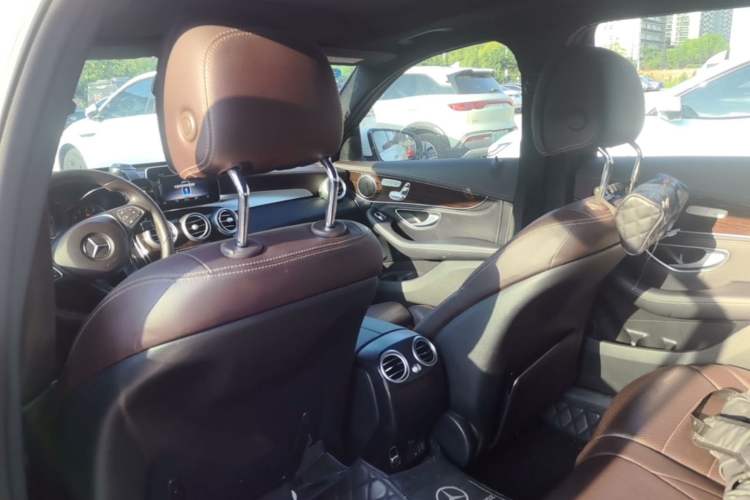 Used Mercedes-Benz GLC 2019 GLC 260 L 4MATIC Dynamic Model Headliner