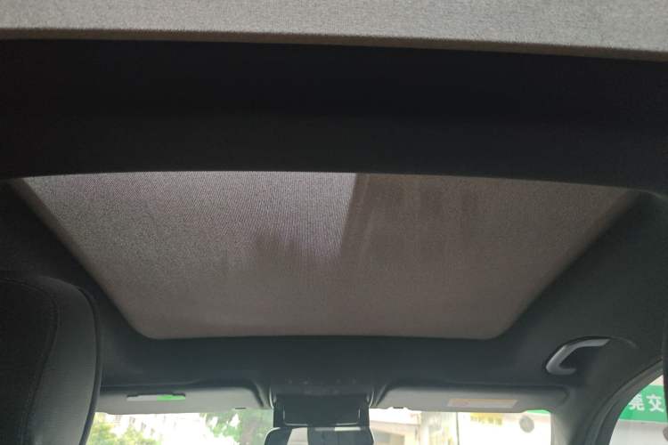 Used Mercedes-Benz GLC 2019 GLC 260 4MATIC Luxury Model Headliner