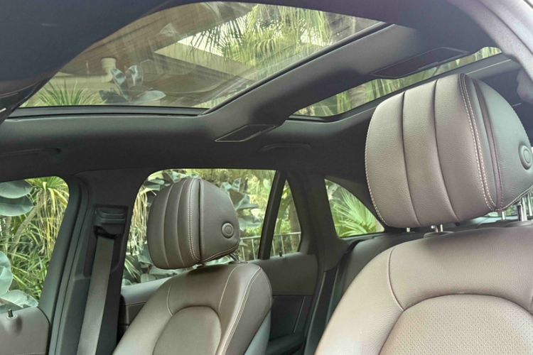 Used Mercedes-Benz GLC 2019 GLC 200 L 4MATIC Headliner