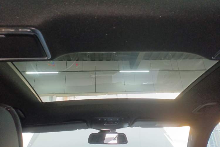 Used Mercedes-Benz GLC 2019 GLC 200 L 4MATIC Headliner