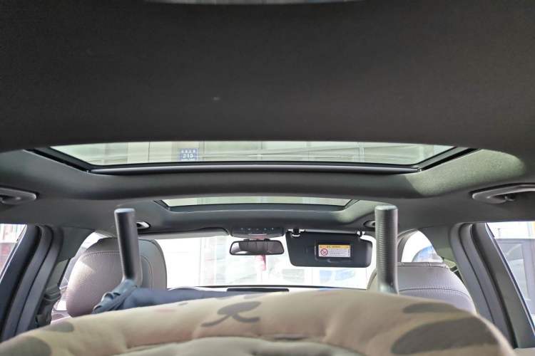 Used Mercedes-Benz GLC 2019 GLC 260 4MATIC Dynamic Edition Headliner