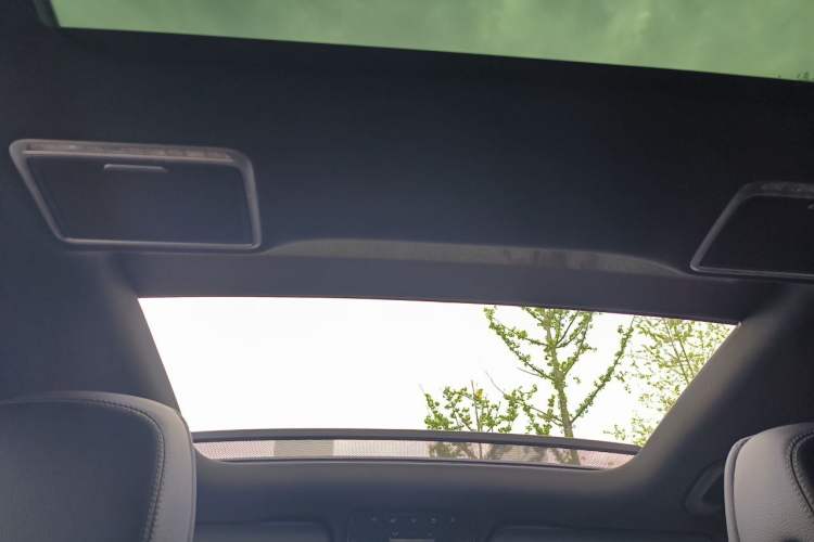 Used Mercedes-Benz GLC 2019 GLC 200 L 4MATIC Headliner