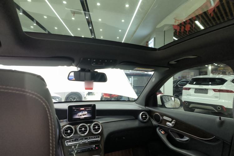 Used Mercedes-Benz GLC 2019 GLC 260 L 4MATIC Dynamic Model Headliner