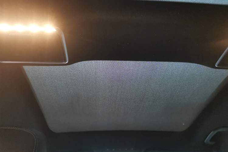 Used Mercedes-Benz GLC 2019 GLC 200 L 4MATIC Headliner