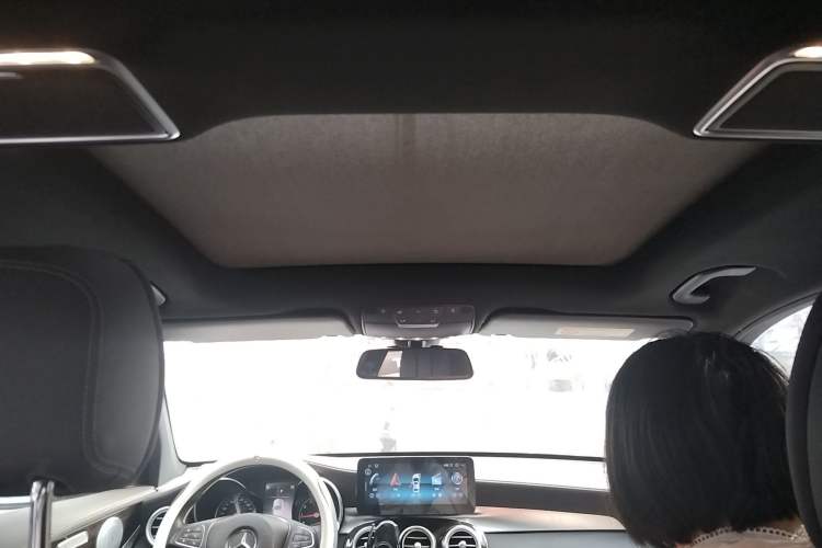 Used Mercedes-Benz GLC 2019 GLC 260 L 4MATIC Dynamic Model Headliner