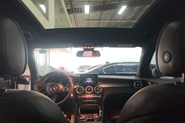 Used Mercedes-Benz GLC 2019 GLC 260 L 4MATIC Dynamic Model Headliner