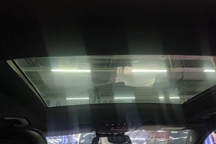 Used Mercedes-Benz GLC 2019 GLC 260 4MATIC Luxury Model Headliner