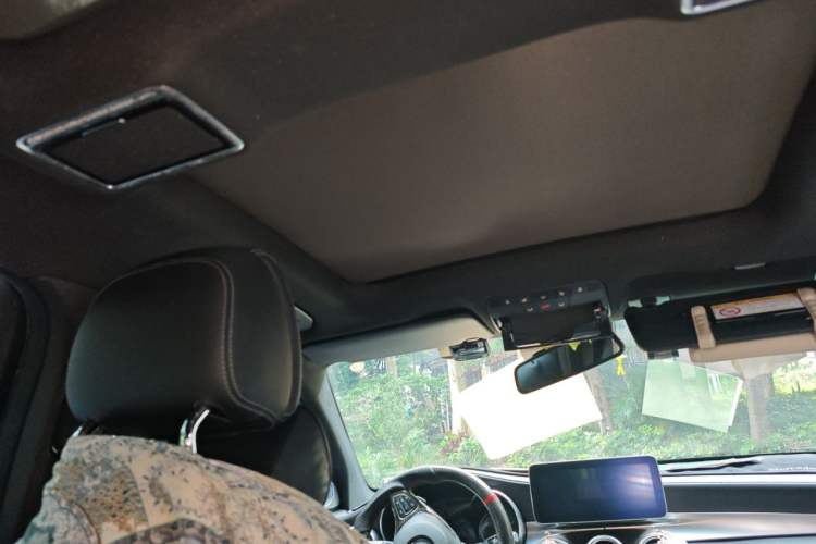 Used Mercedes-Benz GLC 2019 GLC 300 L 4MATIC Dynamic Model Headliner