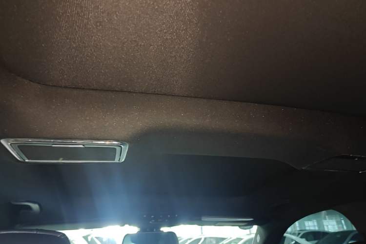 Used Mercedes-Benz GLC 2019 GLC 260 L 4MATIC Dynamic Model Headliner