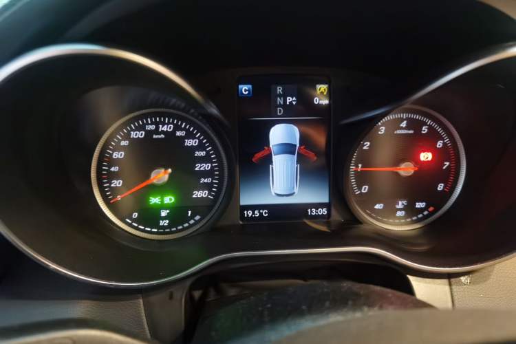 Used Mercedes-Benz GLC 2019 Facelift GLC 260 L 4MATIC Luxury Model Instrument Cluster