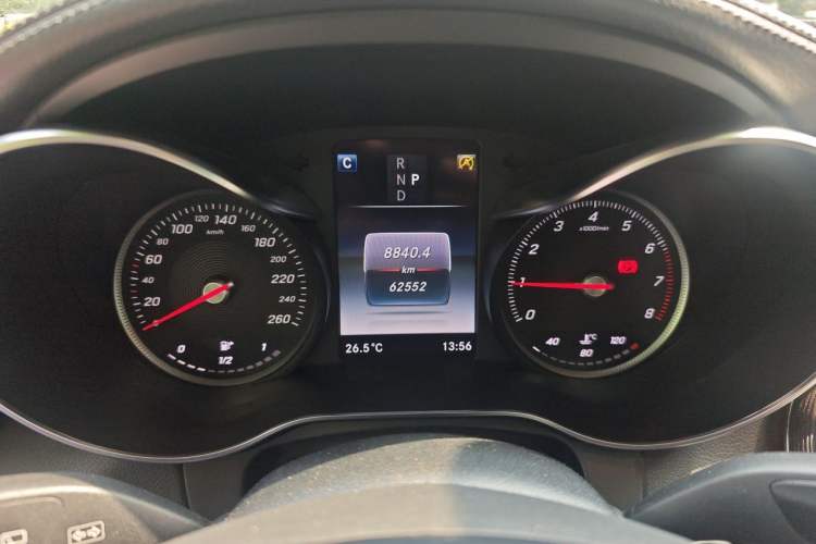 Used Mercedes-Benz GLC 2019 GLC 300 L 4MATIC Dynamic Model Instrument Cluster