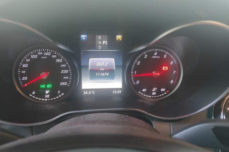 Used Mercedes-Benz GLC 2019 GLC 260 L 4MATIC Dynamic Model Instrument Cluster
