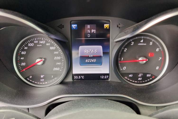 Used Mercedes-Benz GLC 2019 GLC 260 L 4MATIC Dynamic Model Instrument Cluster