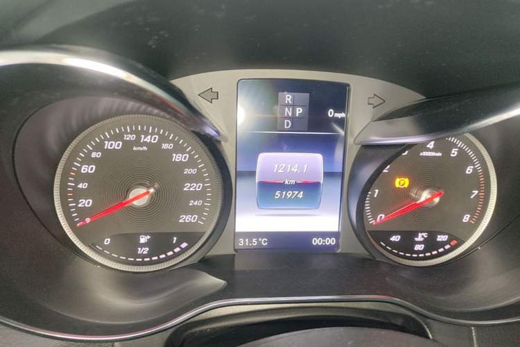 Used Mercedes-Benz GLC 2019 GLC 260 L 4MATIC Dynamic Model Instrument Cluster