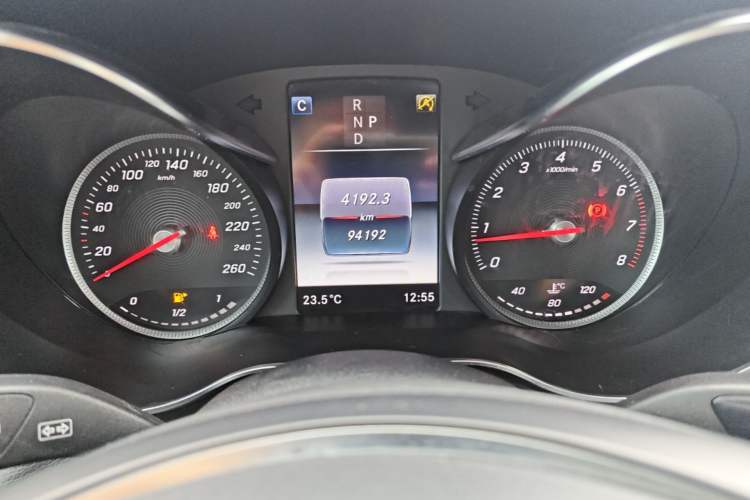 Used Mercedes-Benz GLC 2019 GLC 260 L 4MATIC Dynamic Model Instrument Cluster