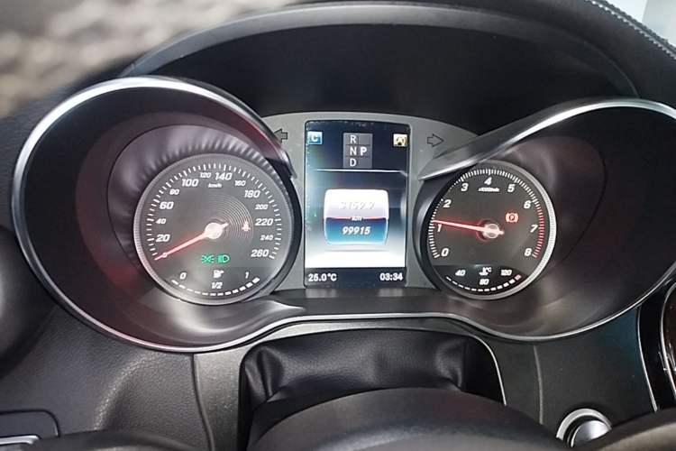 Used Mercedes-Benz GLC 2019 GLC 260 L 4MATIC Dynamic Model Instrument Cluster