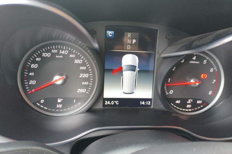 Used Mercedes-Benz GLC 2019 GLC 260 L 4MATIC Dynamic Model Instrument Cluster