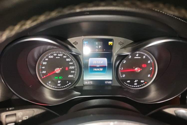 Used Mercedes-Benz GLC 2019 GLC 260 L 4MATIC Dynamic Model Instrument Cluster