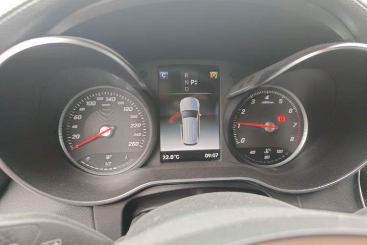 Used Mercedes-Benz GLC 2019 GLC 260 L 4MATIC Dynamic Model Instrument Cluster