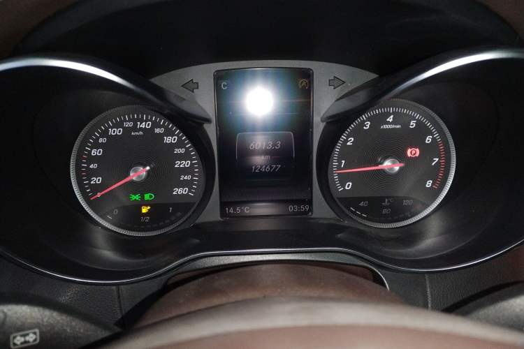 Used Mercedes-Benz GLC 2019 GLC 260 L 4MATIC Dynamic Model Instrument Cluster