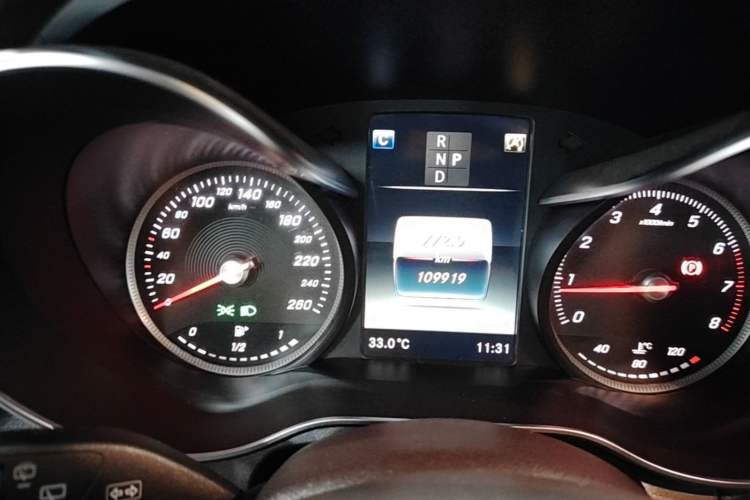 Used Mercedes-Benz GLC 2019 GLC 260 L 4MATIC Dynamic Model Instrument Cluster