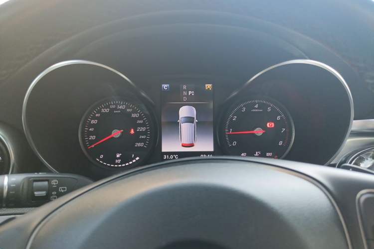 Used Mercedes-Benz GLC 2019 GLC 260 L 4MATIC Dynamic Model Instrument Cluster