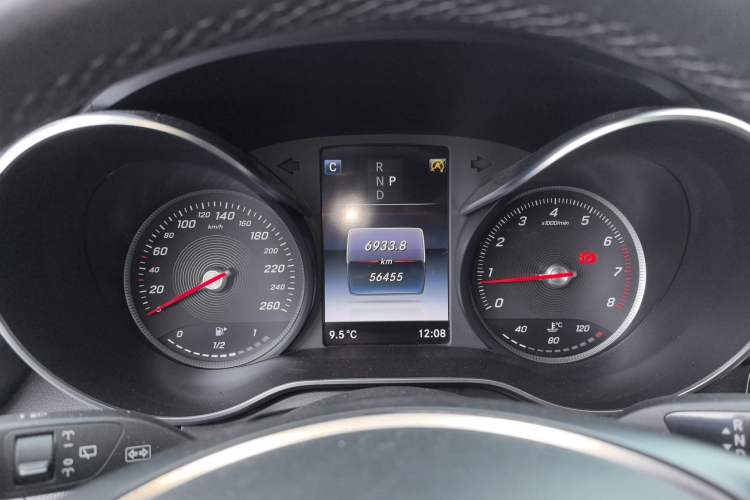 Used Mercedes-Benz GLC 2019 GLC 300 L 4MATIC Dynamic Model Instrument Cluster