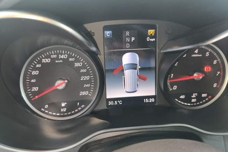Used Mercedes-Benz GLC 2019 GLC 260 4MATIC Dynamic Edition Instrument Cluster