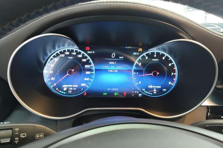 Used Mercedes-Benz GLC 2019 GLC 260 L 4MATIC Luxury Model Instrument Cluster