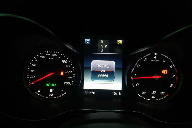 Used Mercedes-Benz GLC 2019 Facelift GLC 260 L 4MATIC Luxury Model Instrument Cluster