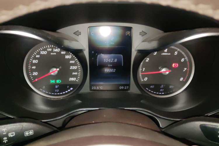 Used Mercedes-Benz GLC 2019 GLC 260 4MATIC Dynamic Edition Instrument Cluster