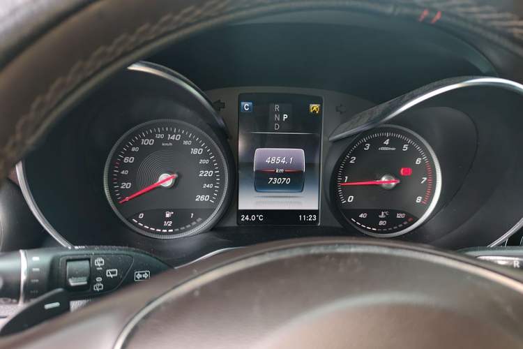 Used Mercedes-Benz GLC 2019 Facelift GLC 260 L 4MATIC Luxury Model Instrument Cluster