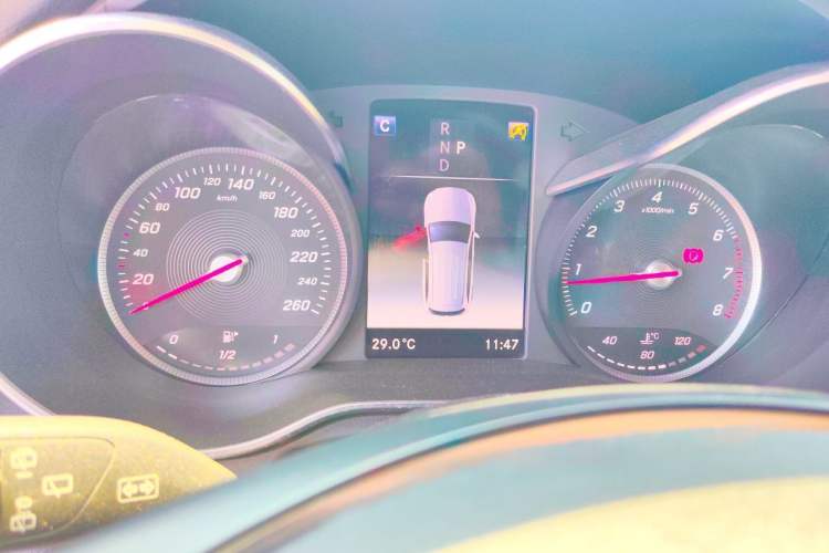 Used Mercedes-Benz GLC 2019 Facelift GLC 260 L 4MATIC Luxury Model Instrument Cluster