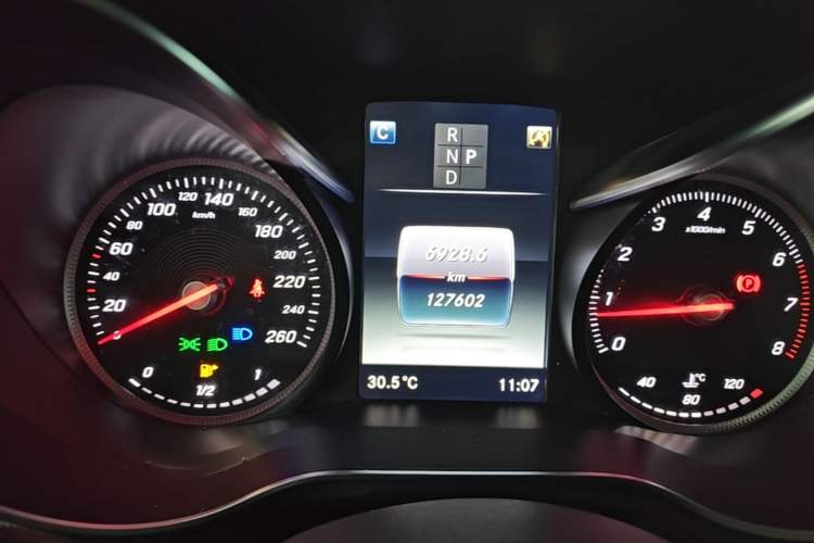 Used Mercedes-Benz GLC 2019 GLC 260 L 4MATIC Dynamic Model Instrument Cluster