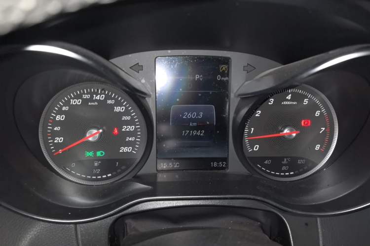 Used Mercedes-Benz GLC 2019 GLC 260 L 4MATIC Luxury Model Instrument Cluster