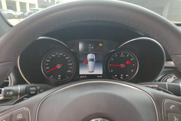 Used Mercedes-Benz GLC 2019 GLC 260 L 4MATIC Dynamic Model Instrument Cluster