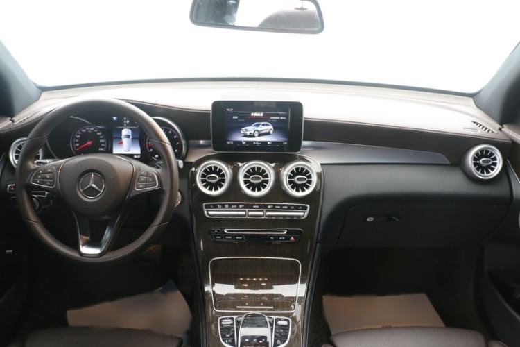Used Mercedes-Benz GLC 2019 Facelift GLC 260 L 4MATIC Luxury Model Instrument Cluster